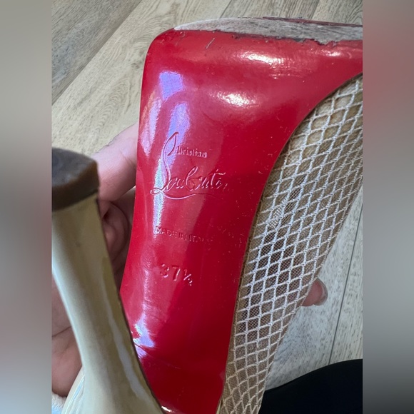 Christian Louboutin Fetilo 120 Patent Leather Calf/Fishnet Heal in size 37.5 - Picture 10 of 16